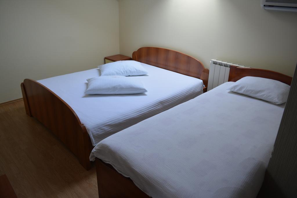 Motel Braca Lazic Bijeljina Exterior photo