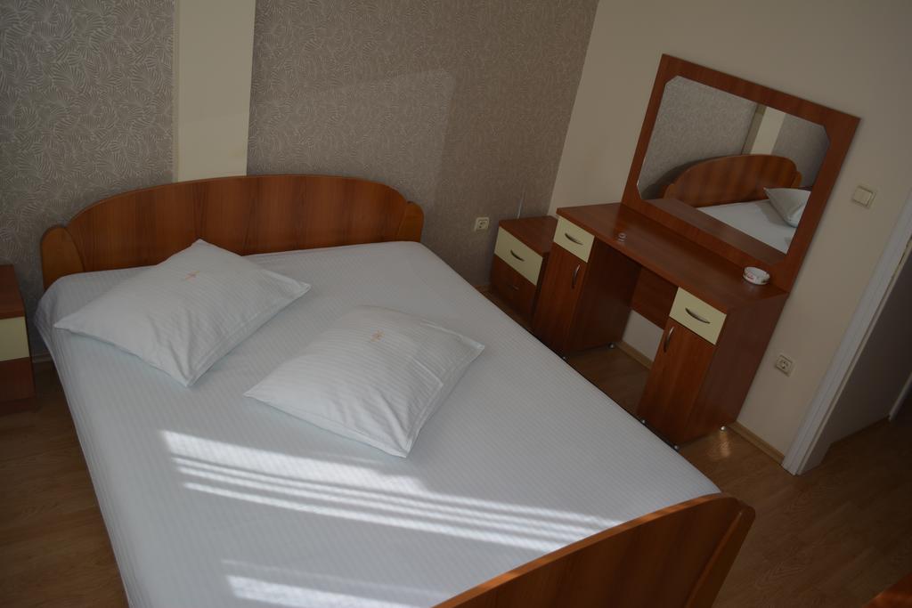 Motel Braca Lazic Bijeljina Exterior photo