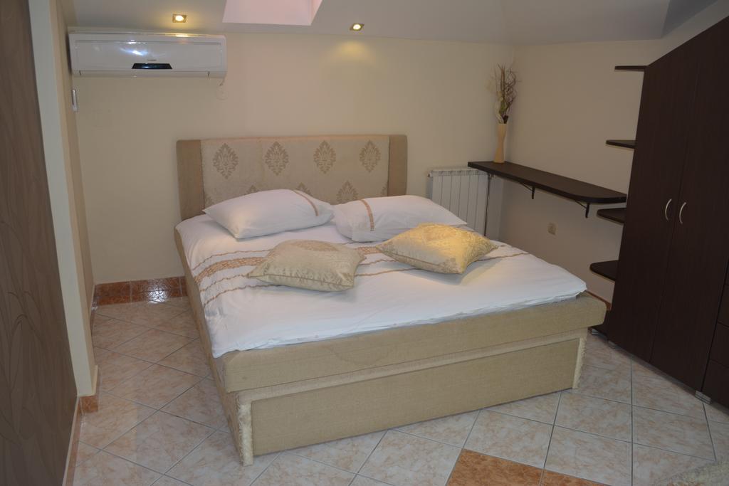 Motel Braca Lazic Bijeljina Exterior photo